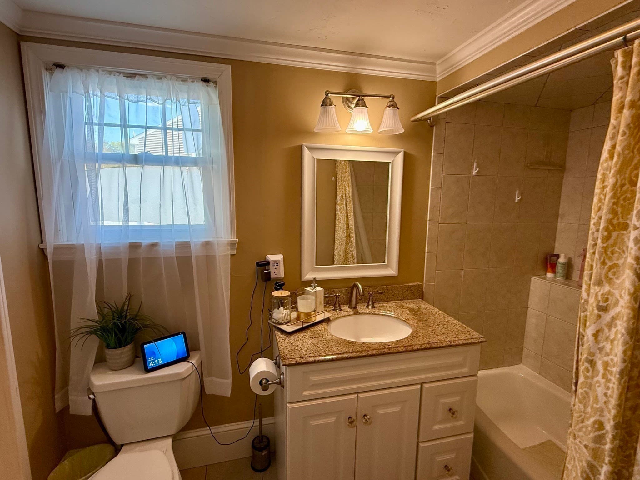Single Family Residence at 408 W Britannia St, Taunton MA 02780, photo 17 of 21