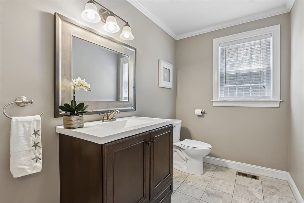831 Mayflower St, Duxbury MA 02332 photo 15