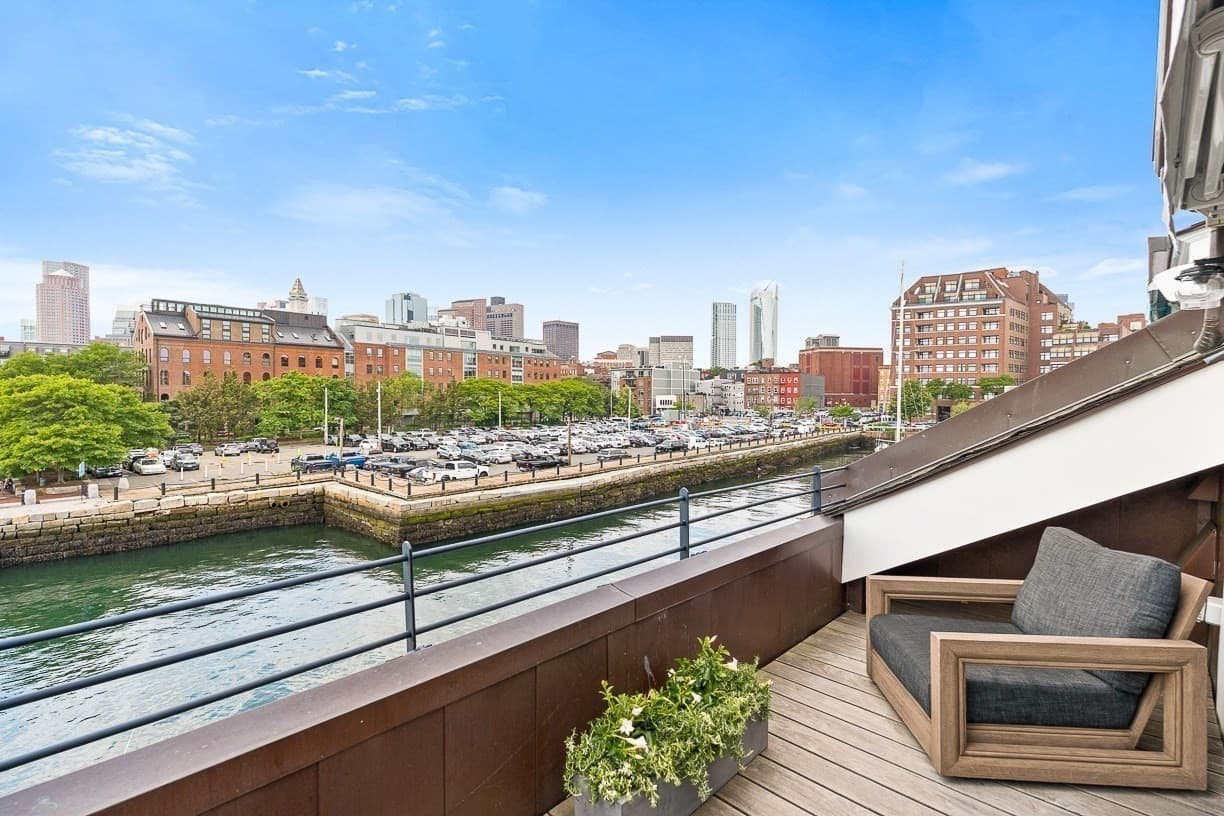 Condominium at 15 Union Wharf # 15, Boston MA 02109, photo 18 of 42