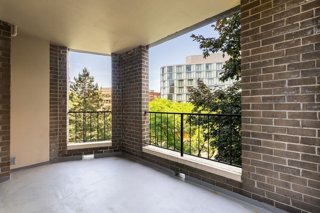 33 Pond Ave # 523, Brookline MA 02445 photo 12