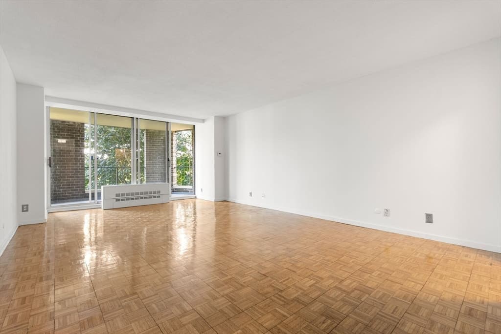 33 Pond Ave # 523, Brookline MA 02445 photo 11