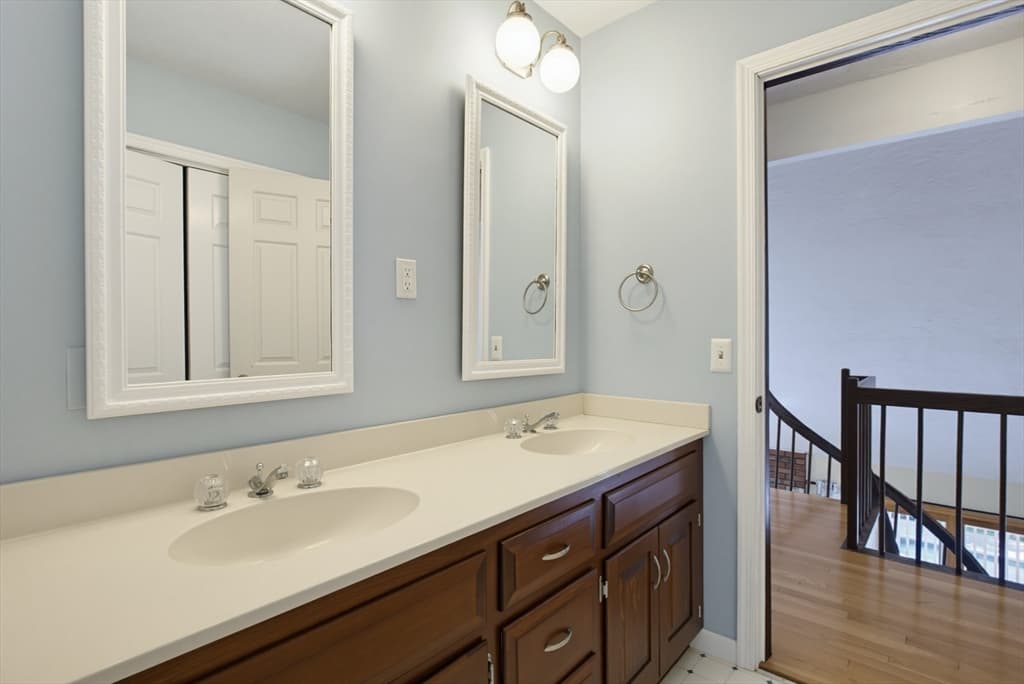 Single Family Residence at 47 Old Village Rd, Sturbridge MA 01566, Sturbridge, photo 17 of 42