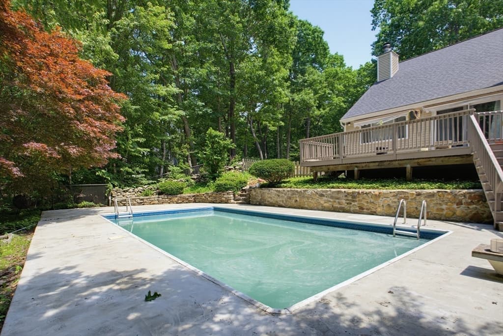 Single Family Residence at 47 Old Village Rd, Sturbridge MA 01566, Sturbridge, photo 33 of 42