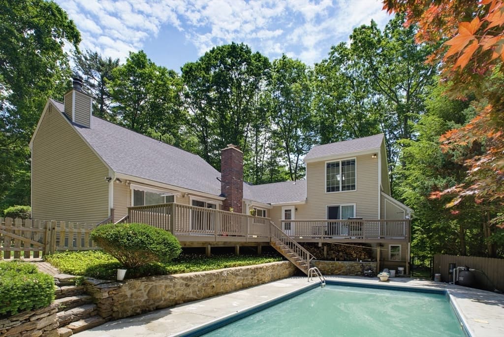 Single Family Residence at 47 Old Village Rd, Sturbridge MA 01566, Sturbridge, photo 40 of 42