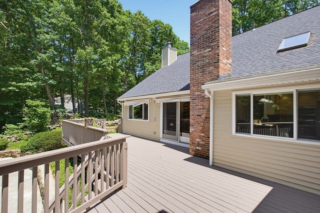 Single Family Residence at 47 Old Village Rd, Sturbridge MA 01566, Sturbridge, photo 29 of 42