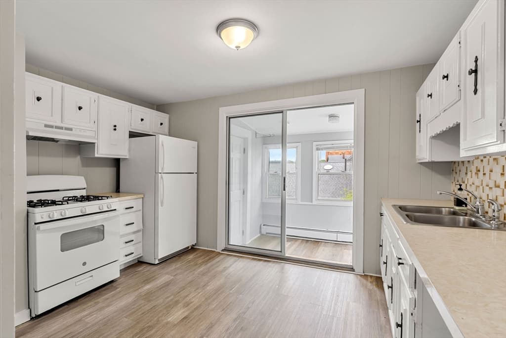 11 Pinkert St, Medford MA 02155 photo 8