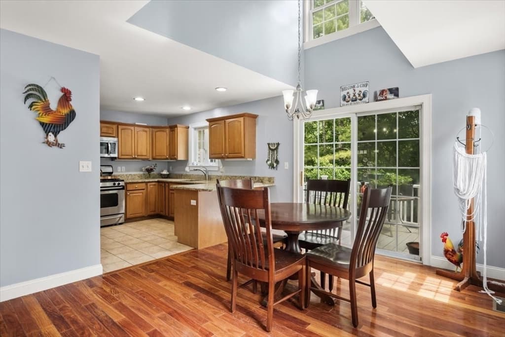 Condominium at 2 Bogey Way # 2, Lakeville MA 02347, Lakeville, photo 13 of 27