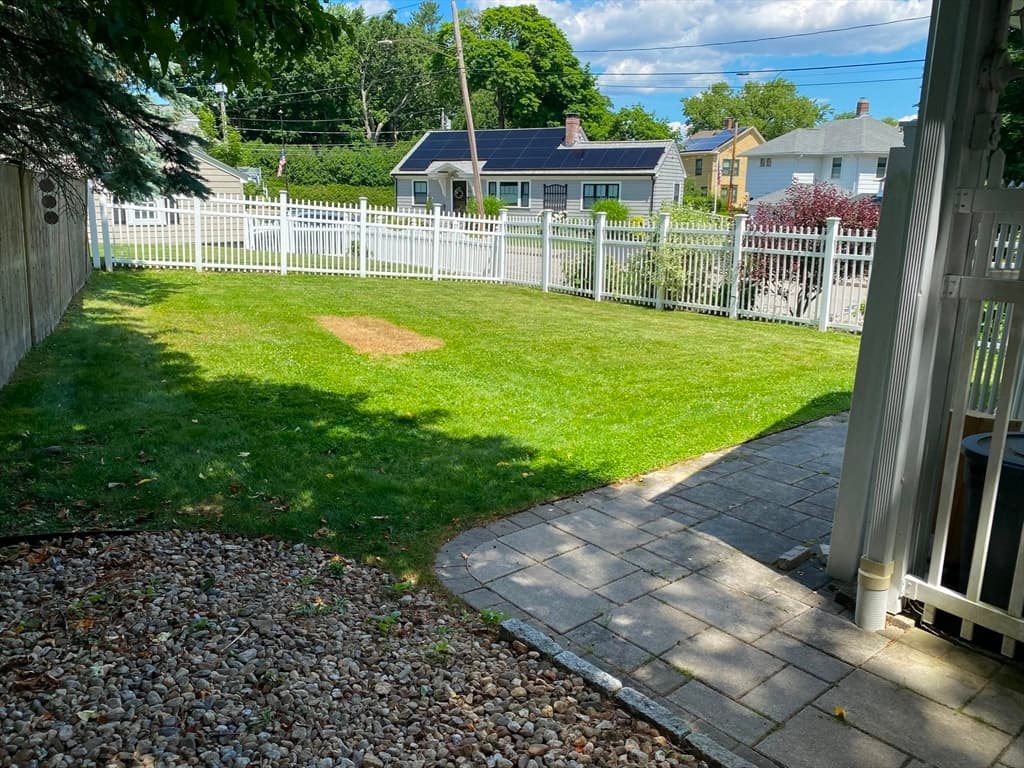 46 Woodard Rd, Boston MA 02132 photo 17