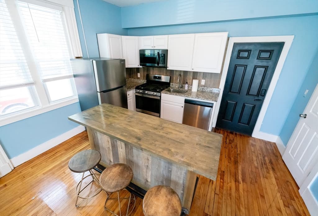 Condominium at 111 Summer St # 1, Haverhill MA 01830, photo 12 of 23