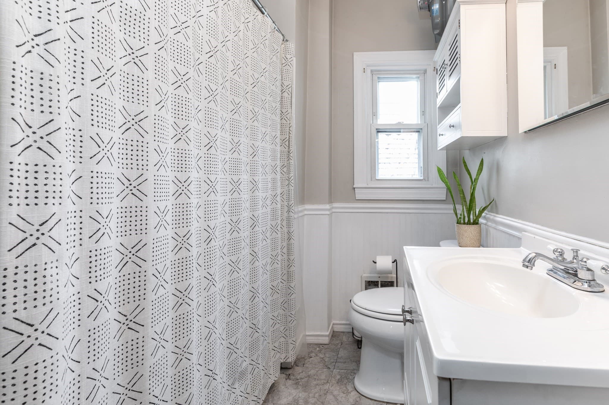 Condominium at 192 W 5th # 2, Boston MA 02127, Boston, photo 18 of 23