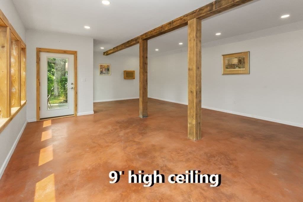 Single Family Residence at 2653 Providence Rd, Northbridge MA 01534, photo 14 of 23