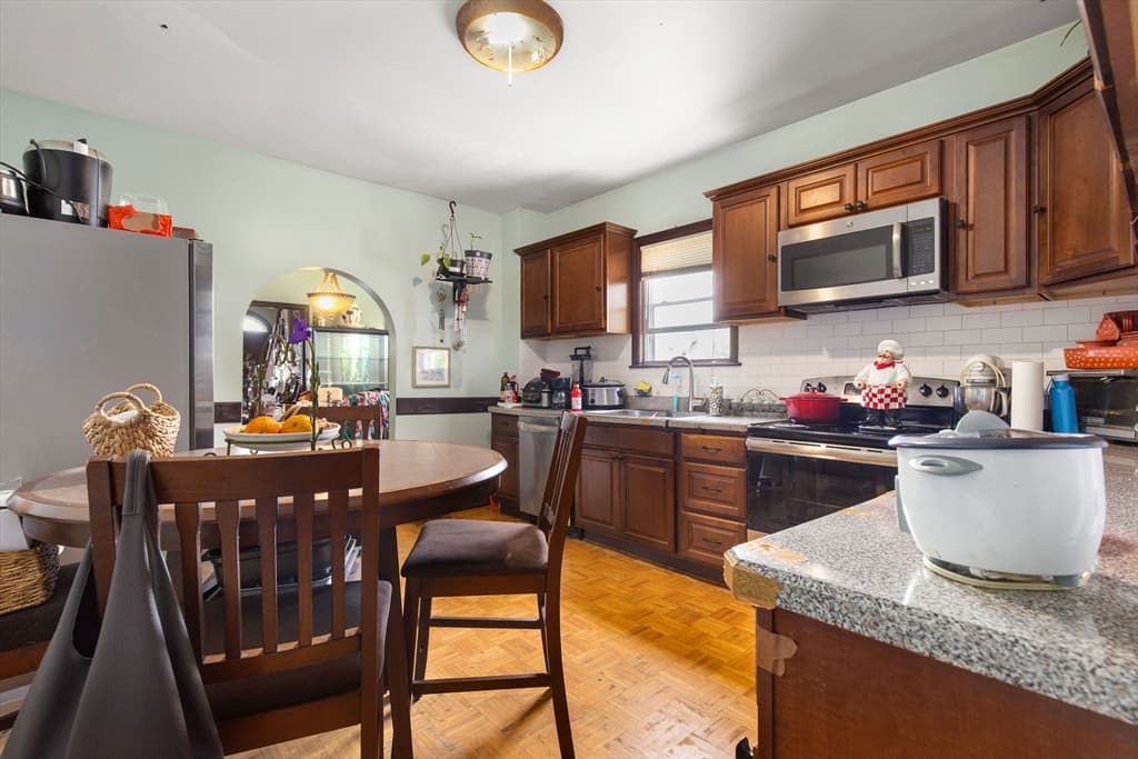 2 Family - 2 Units Up/Down at 185 Spring St, Brockton MA 02301, photo 11 of 21