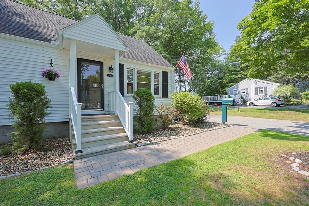 26 Ponderosa Avenue, Methuen MA 01844 photo 3