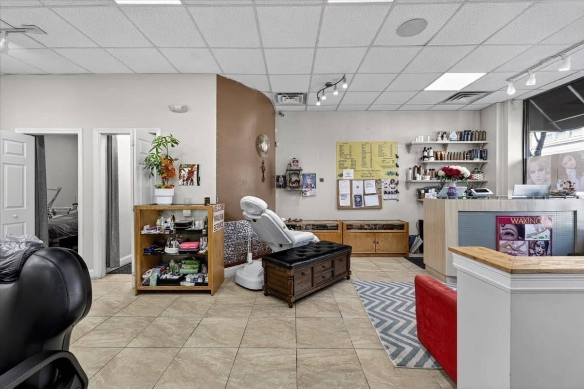 Business Opportunity at 362 Moody, Waltham MA 02453, photo 3 of 34