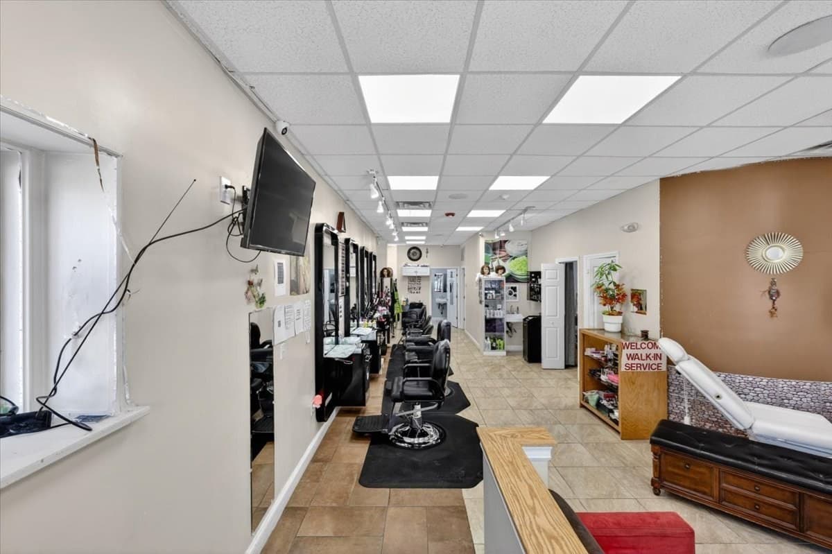 Business Opportunity at 362 Moody, Waltham MA 02453, photo 4 of 34