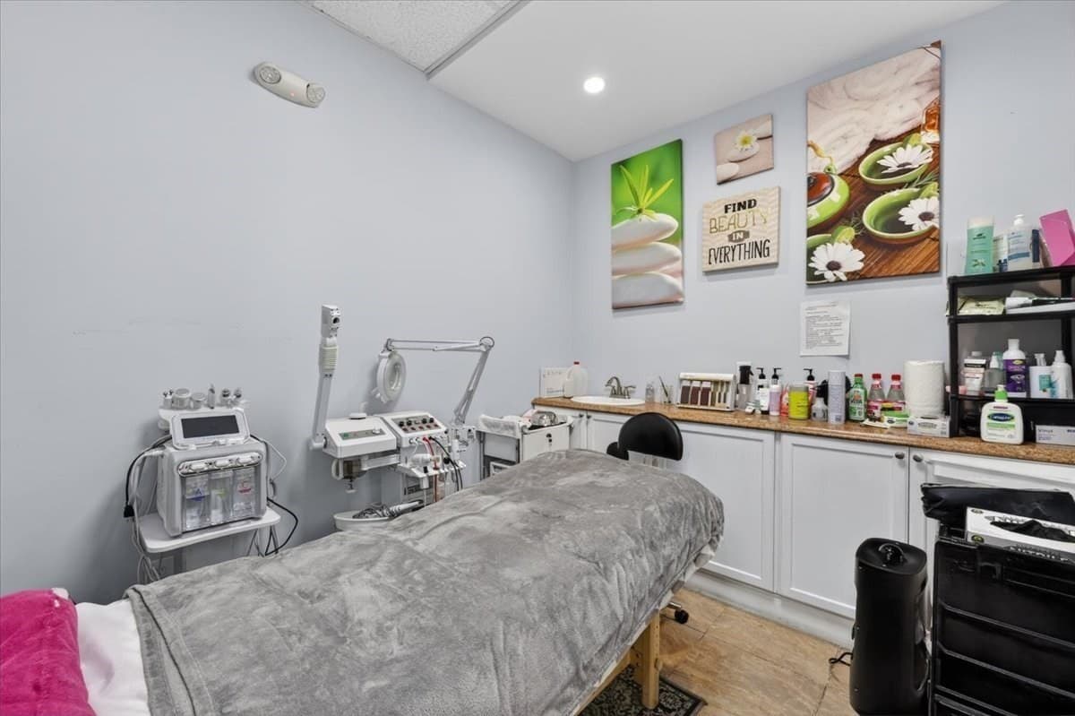 Business Opportunity at 362 Moody, Waltham MA 02453, photo 25 of 34