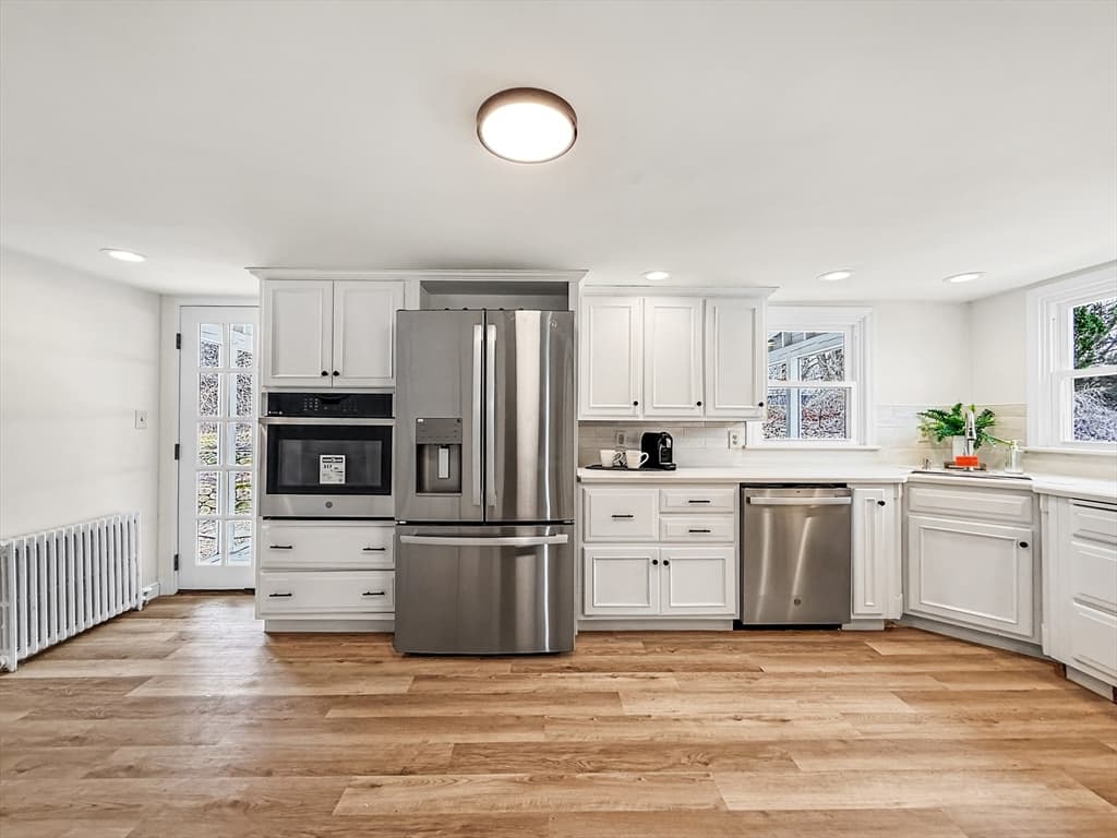 Single Family Residence at 59 Greenfield Ln, Scituate MA 02066, photo 12 of 35
