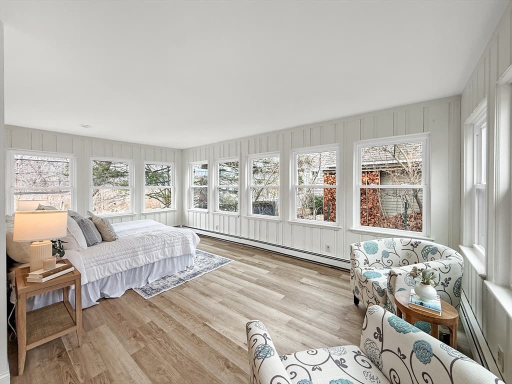 Single Family Residence at 59 Greenfield Ln, Scituate MA 02066, photo 8 of 35