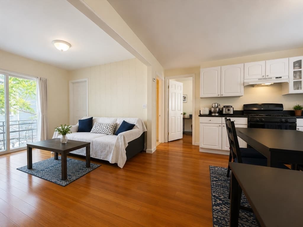 43 Market St # B, Cambridge MA 01239 photo 2