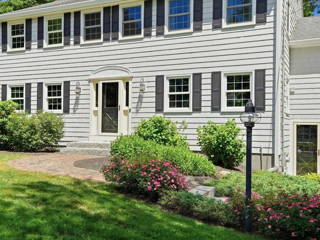 Single Family Residence at 52 Pheasant Hill Drive, Scituate MA 02066, Scituate, photo 5 of 42