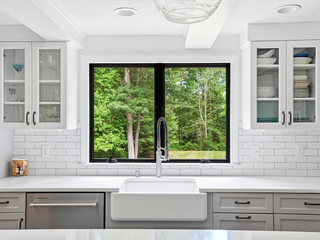 Single Family Residence at 52 Pheasant Hill Drive, Scituate MA 02066, Scituate, photo 11 of 42
