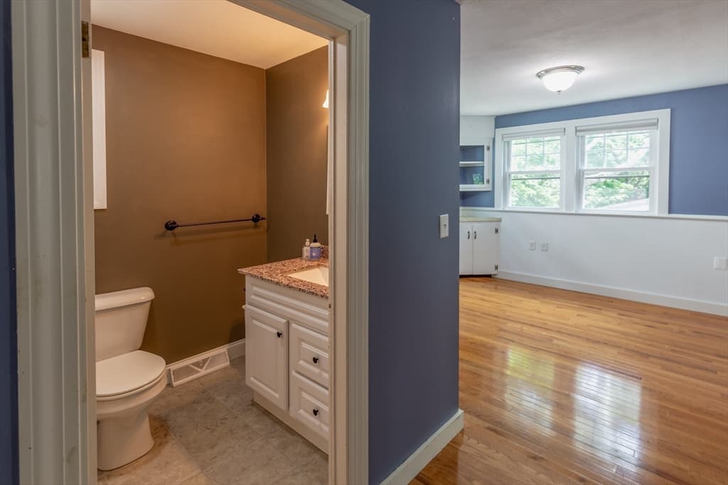 10 Samoset St, Plymouth MA 02360 photo 10