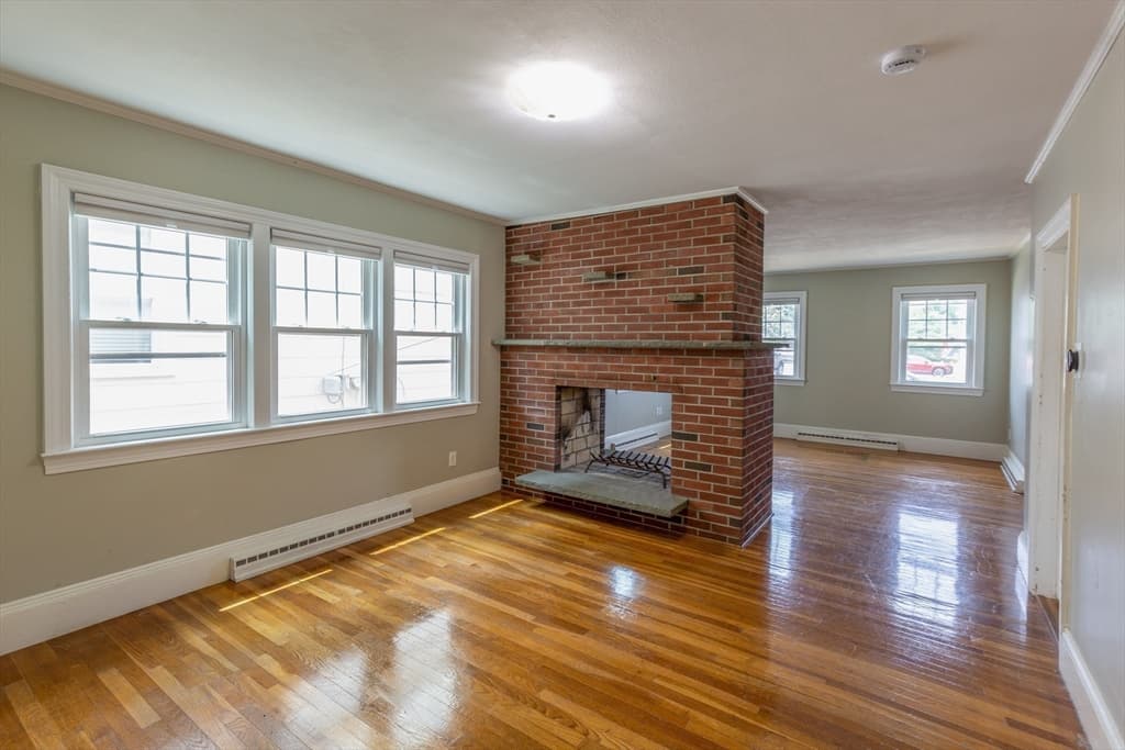 10 Samoset St, Plymouth MA 02360 photo 4