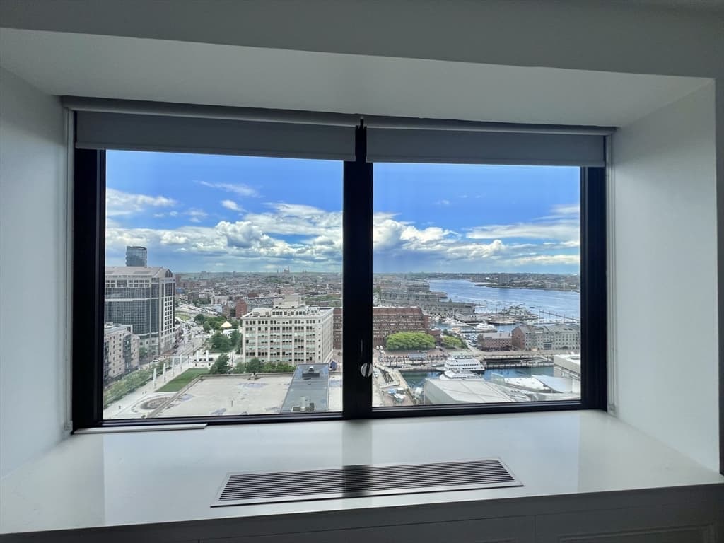 Condominium at 65 E India Row # 23B, Boston MA 02110, photo 13 of 24