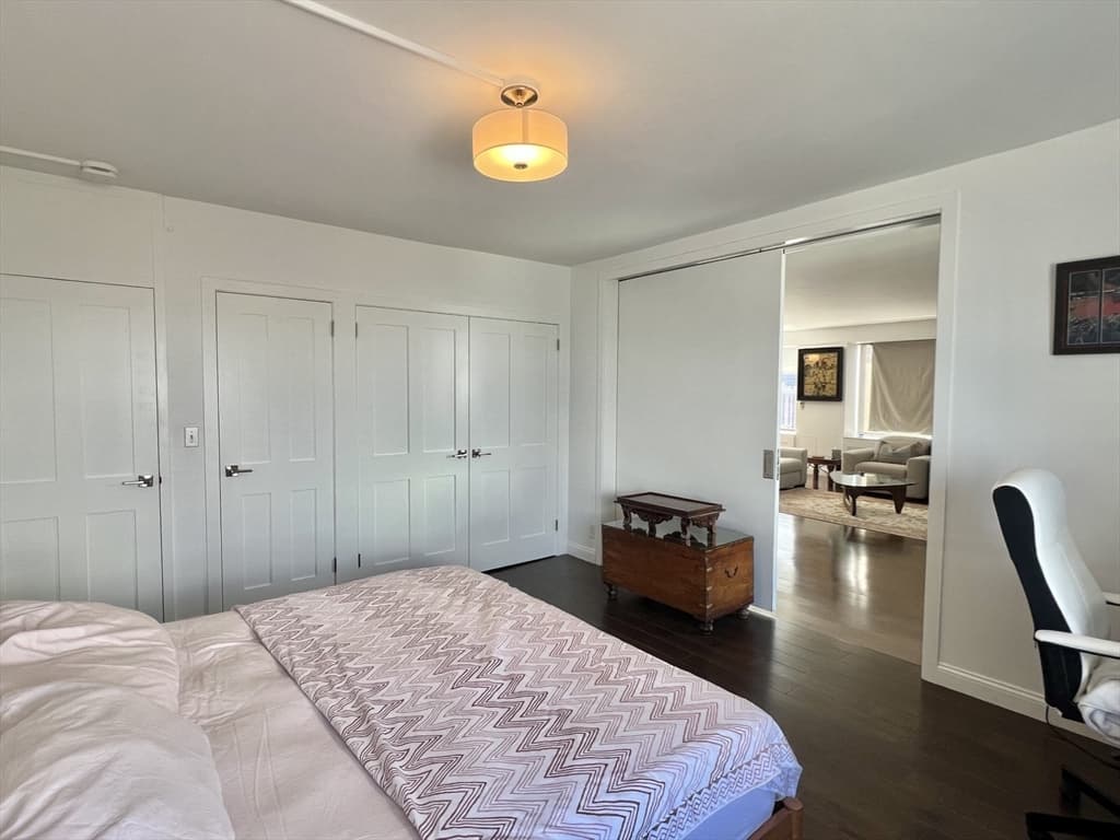 Condominium at 65 E India Row # 23B, Boston MA 02110, photo 12 of 24