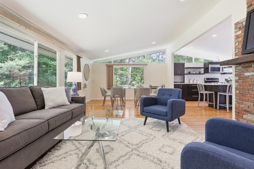 430 Heald Rd, Carlisle MA 01741 photo 4