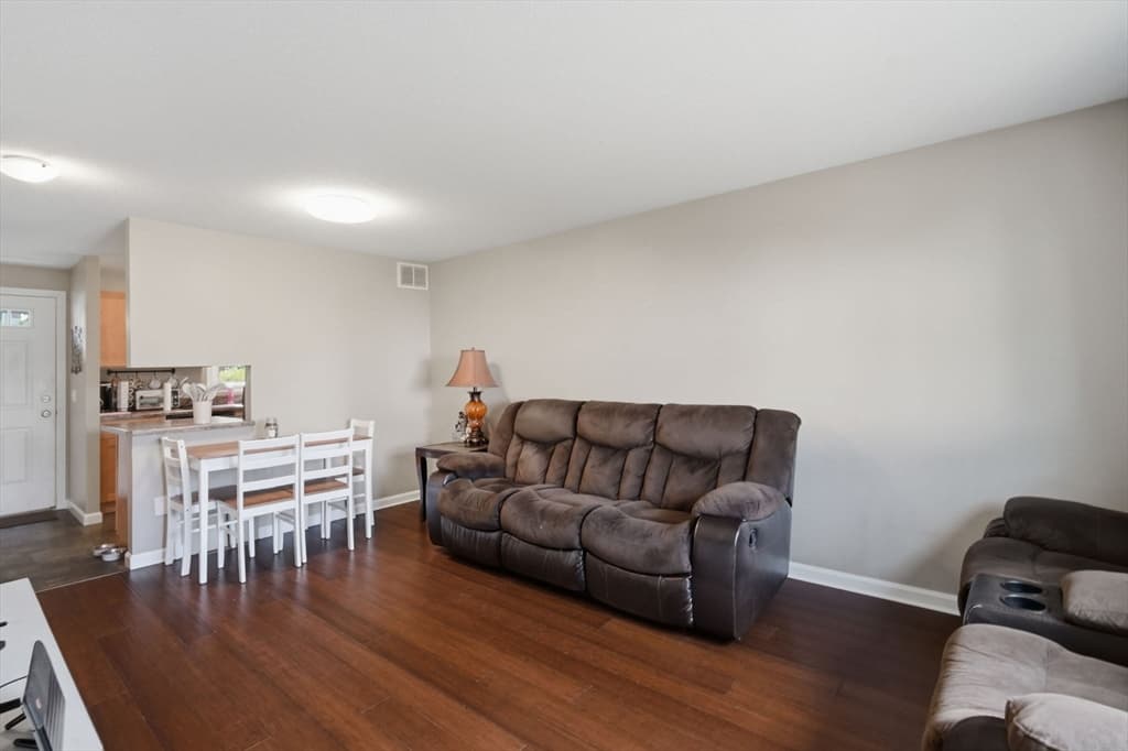 55 Empire St # 11, Chicopee MA 01013 photo 9