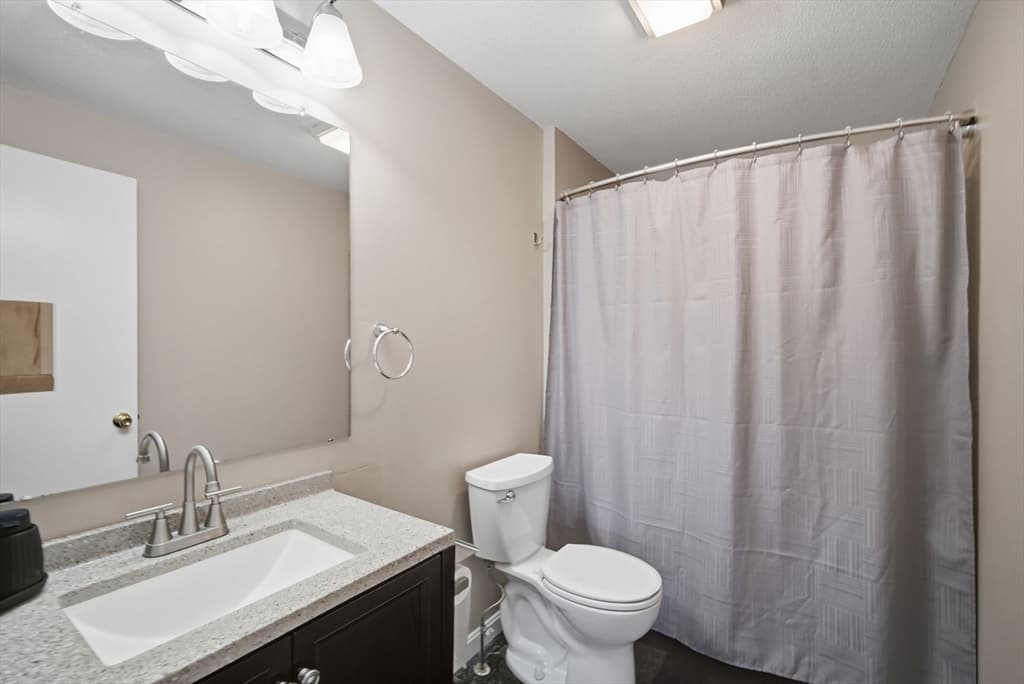 55 Empire St # 11, Chicopee MA 01013 photo 10