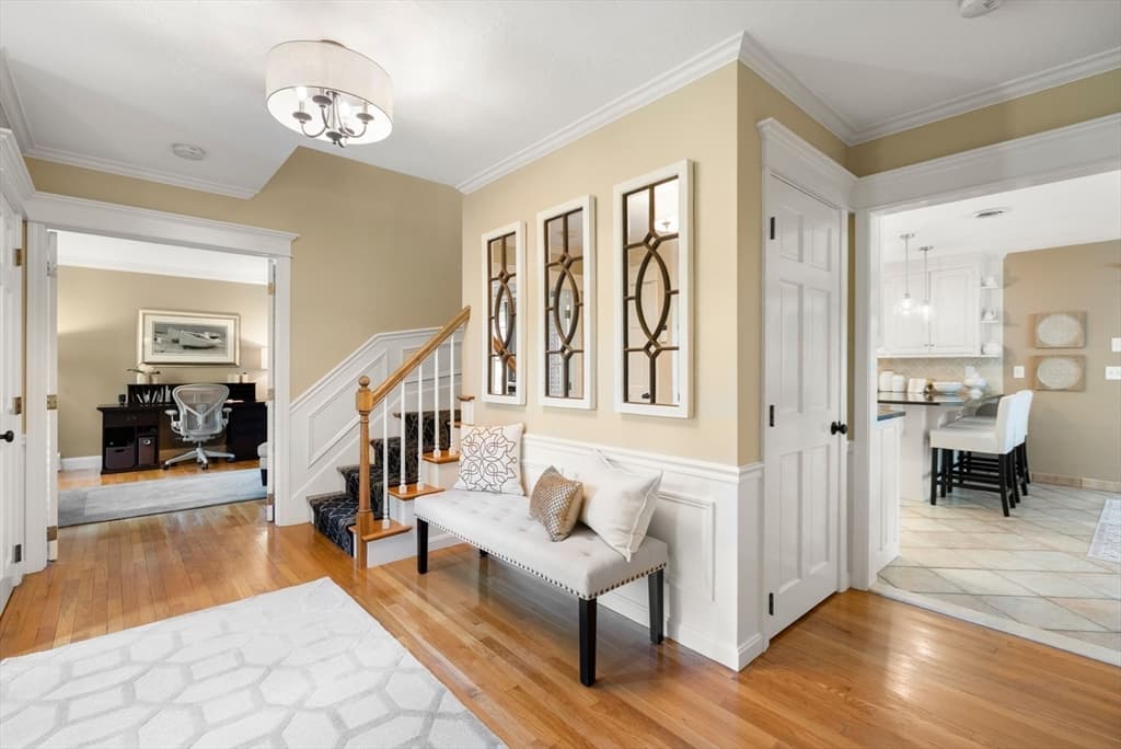 23 Longwood Dr, Hopkinton MA 01748 photo 3