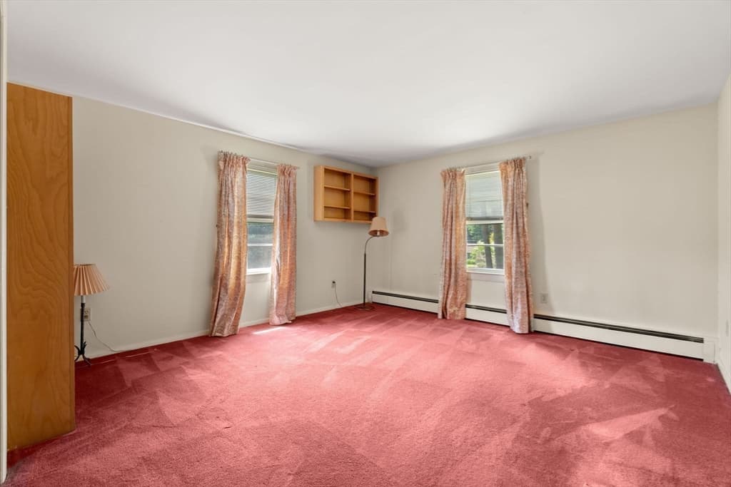 Single Family Residence at 6 Norfolk, Leominster MA 01453, photo 22 of 36