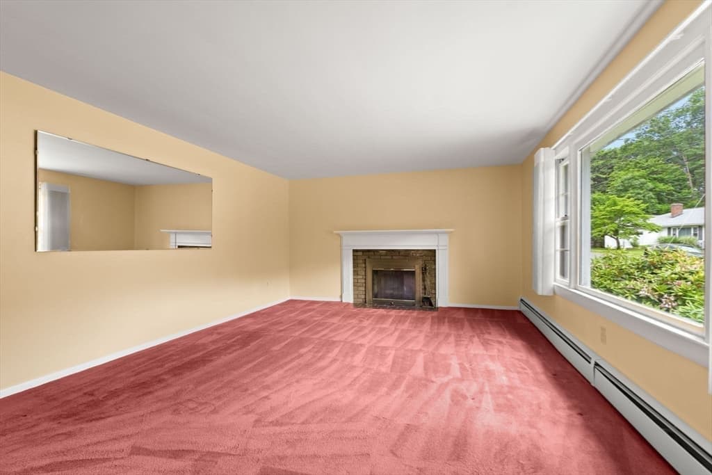 Single Family Residence at 6 Norfolk, Leominster MA 01453, photo 15 of 36