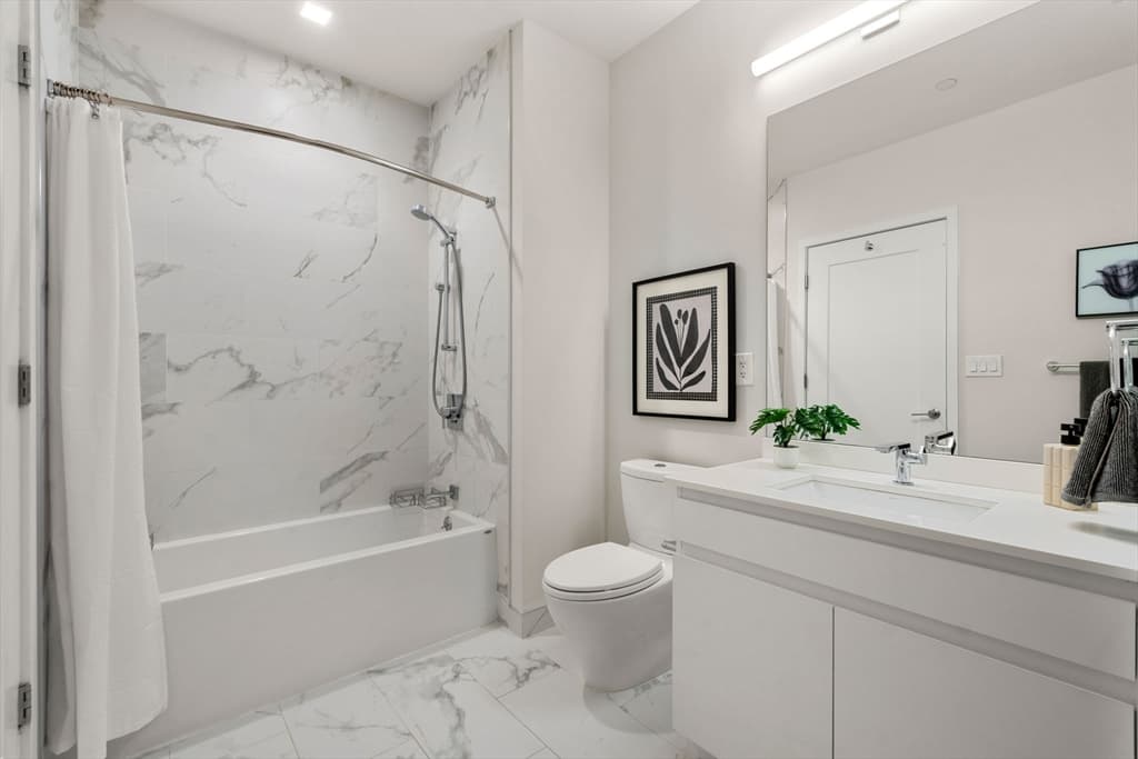 Condominium at 45 West Third # 514, Boston MA 02127, photo 10 of 23