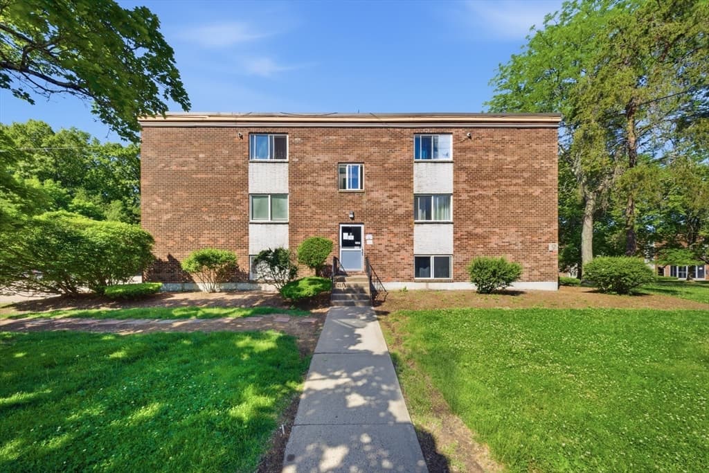Condominium at 9 Weld St # 19, Framingham MA 01702, photo 24 of 28