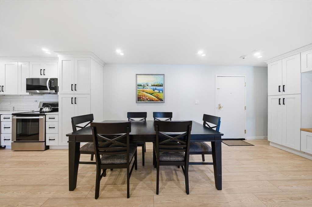 Condominium at 9 Weld St # 19, Framingham MA 01702, photo 10 of 28