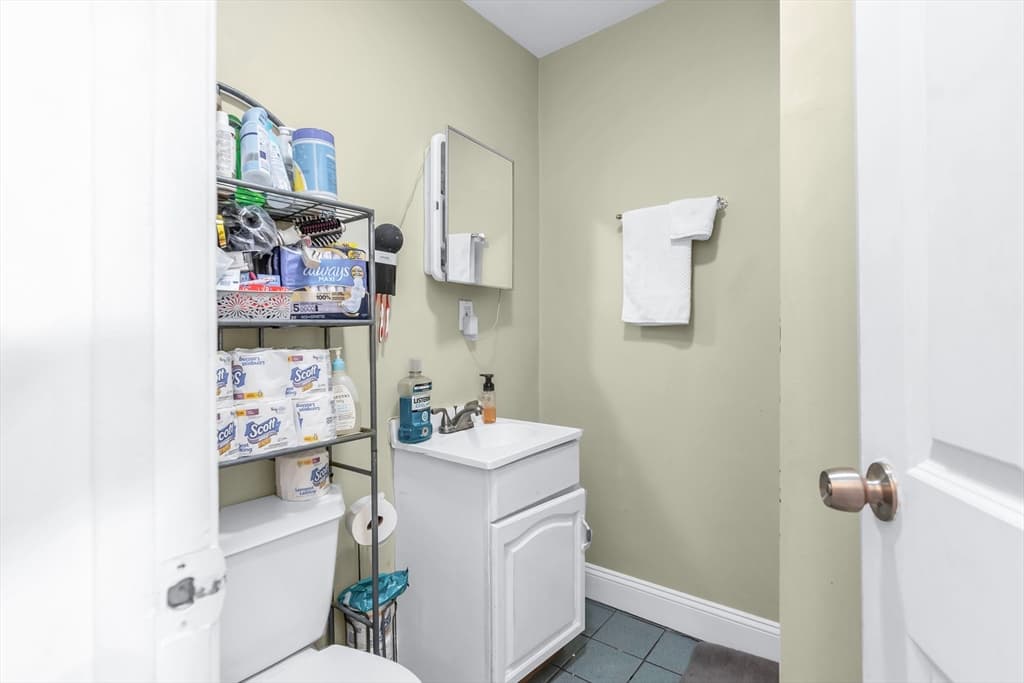 3 Family at 180 Chestnut Street, Chelsea MA 02150, Chelsea, photo 26 of 36