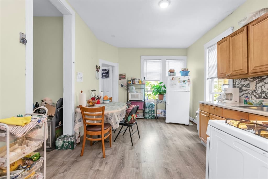 3 Family at 180 Chestnut Street, Chelsea MA 02150, Chelsea, photo 14 of 36