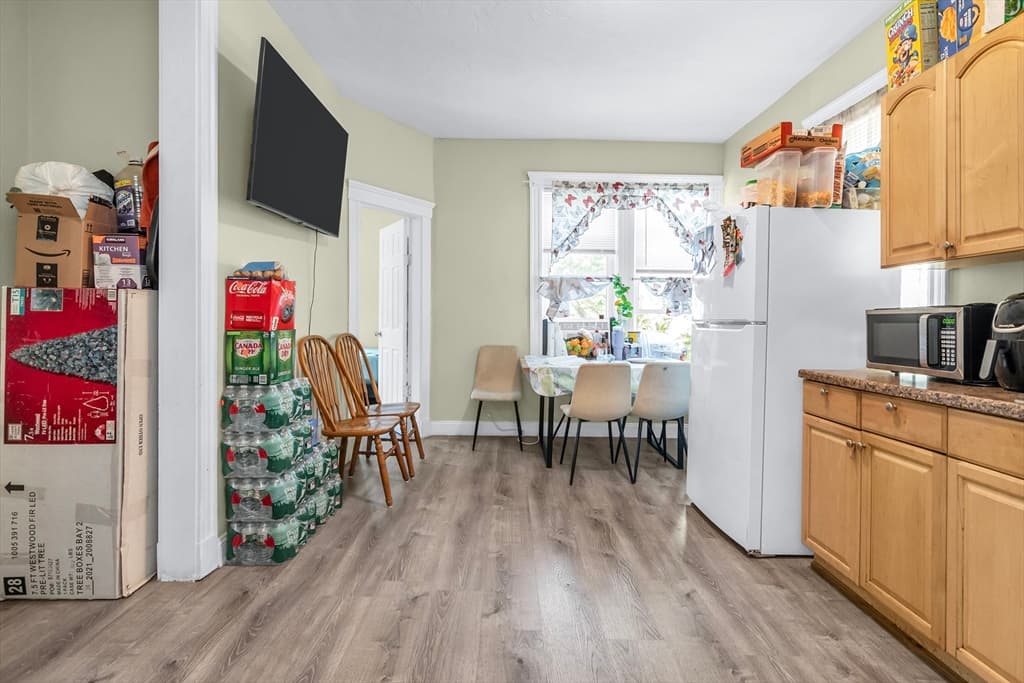 3 Family at 180 Chestnut Street, Chelsea MA 02150, Chelsea, photo 25 of 36