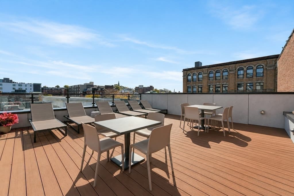 Condominium at 420 W Broadway, Boston MA 02127, Boston, photo 10 of 13