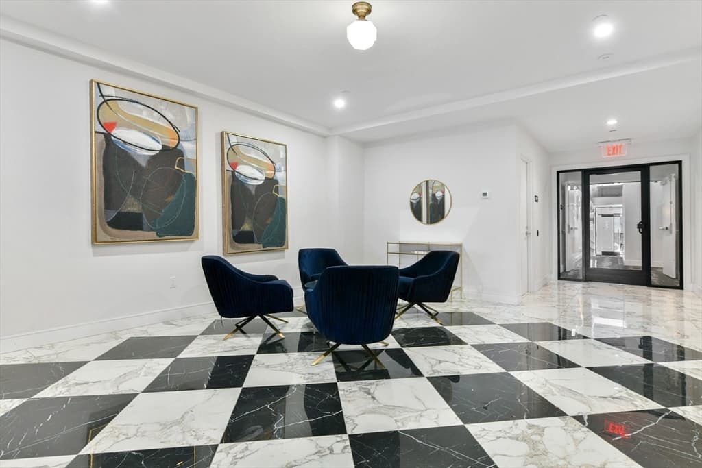 Condominium at 420 W Broadway, Boston MA 02127, Boston, photo 11 of 13