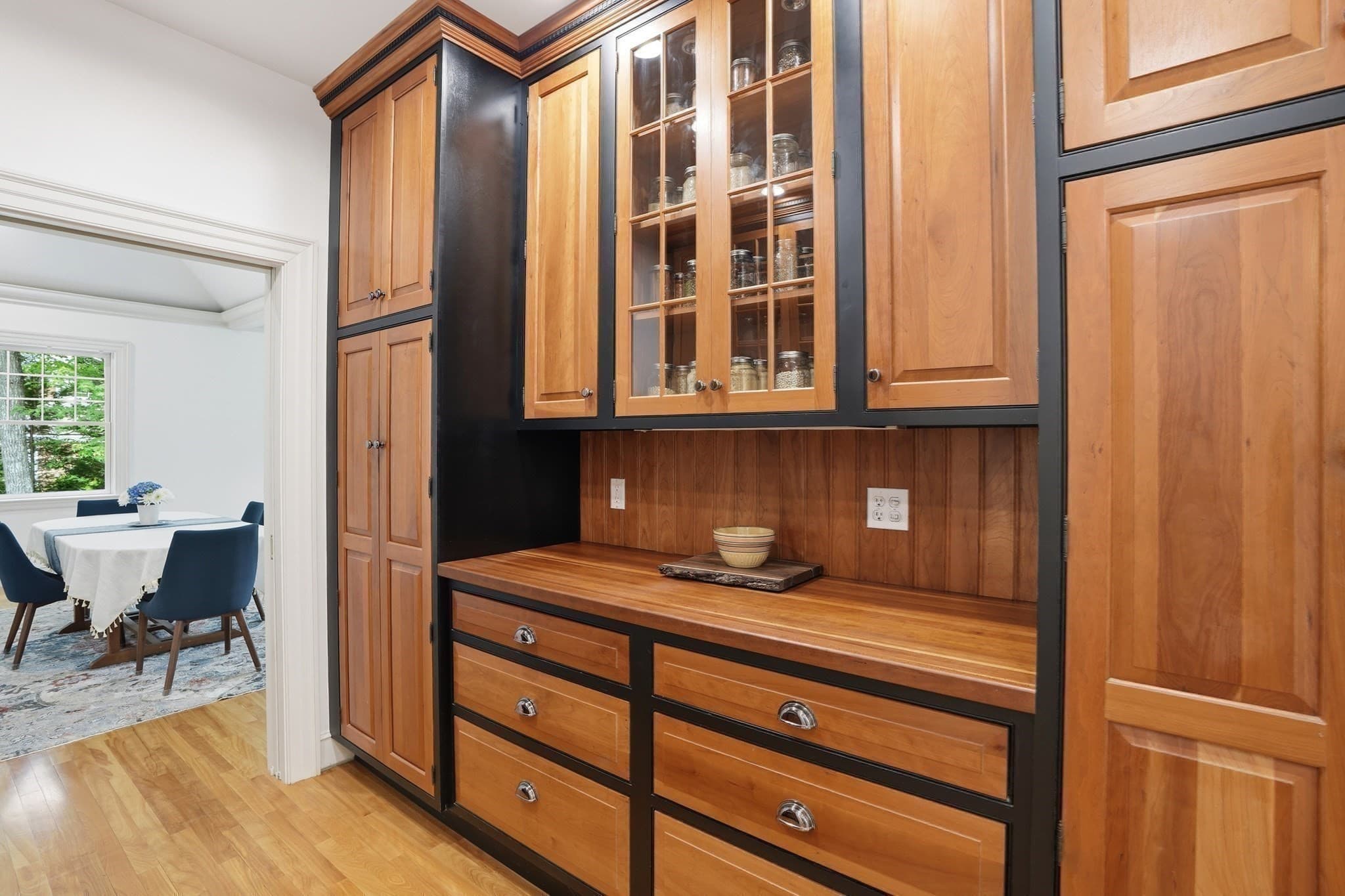 Single Family Residence at 72 Indian Cove Rd, Marion MA 02738, Marion, photo 22 of 40