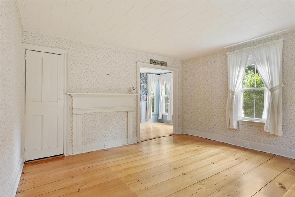 16 Chapel St, Ashburnham MA 01430 photo 20