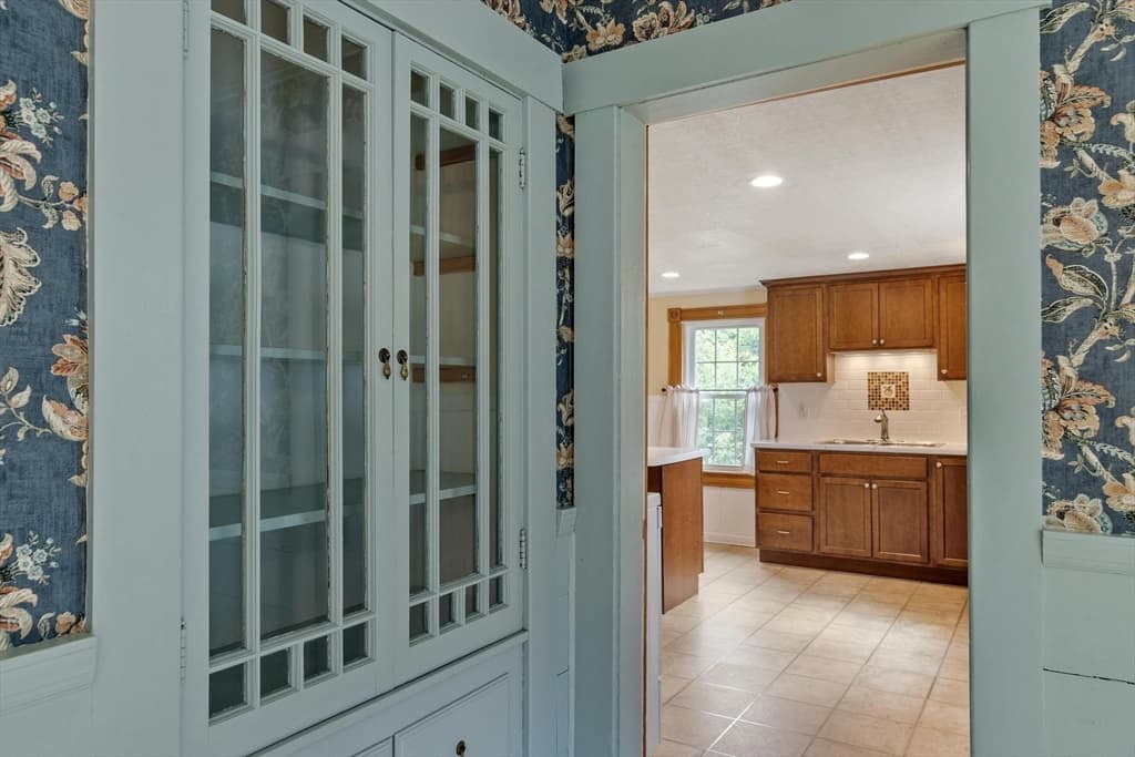 16 Chapel St, Ashburnham MA 01430 photo 9