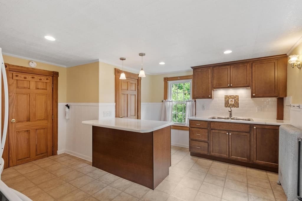 16 Chapel St, Ashburnham MA 01430 photo 10