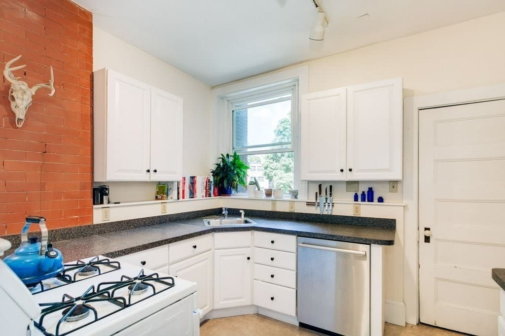 485 Washington St # 3, Brookline MA 02446 photo 5