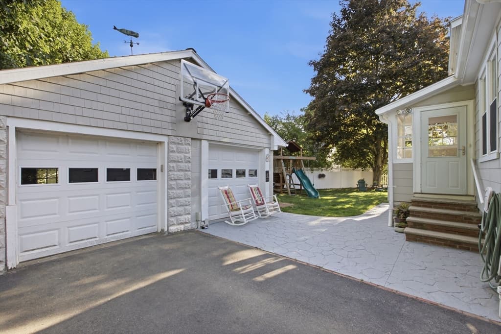 79 Orange Street, Reading MA 01867 photo 5