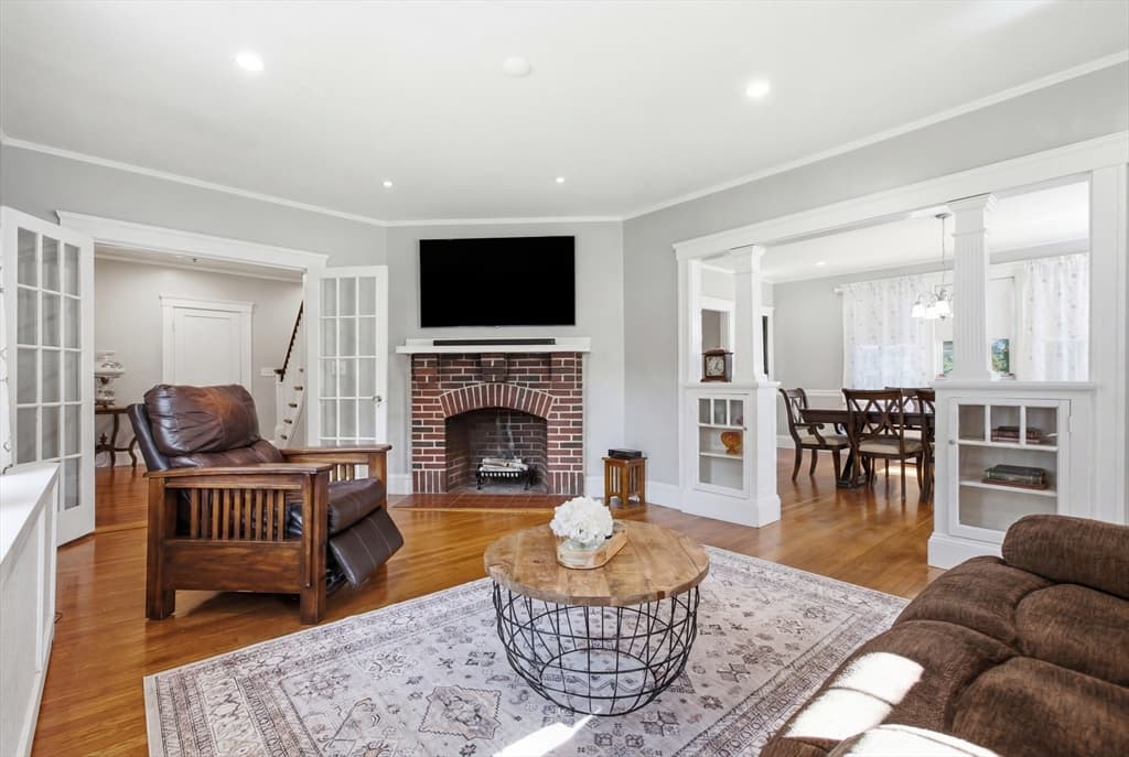 79 Orange Street, Reading MA 01867 photo 10